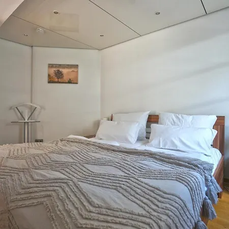 Apartament Loft13 Traumhafte Mit Terrasse Fuer 8 Gaeste Monschau